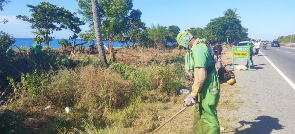 DIGECAC realiza operativo de limpieza y recolección de desechos sólidos en Guayacanes